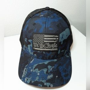 BNWT HAT FROM BOOT BARN